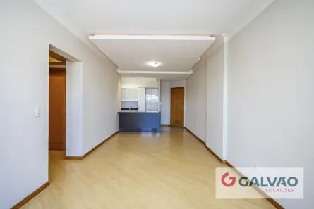 Apartamento com 2 Quartos para alugar, 83m² no Centro, Curitiba
