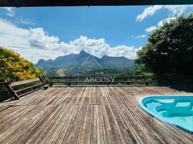 Casa de Condomínio com 4 Quartos à venda, 266m² no Araras, Petrópolis