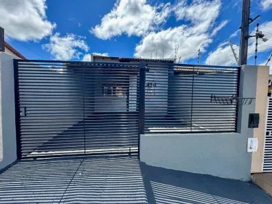 Casa com 2 Quartos à venda, 70m² no Jardim Arapongas, Londrina