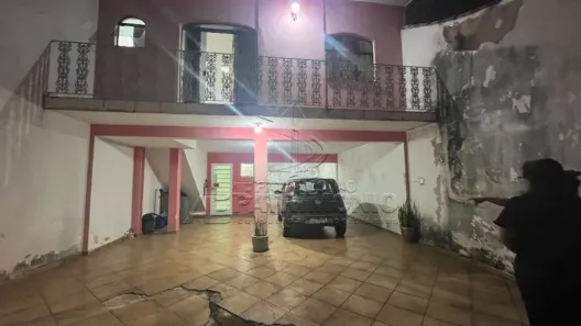 Sobrado com 4 Quartos à venda, 192m² no Vila Barão, Sorocaba