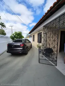 Casa com 3 Quartos à venda, 452m² no Pici, Fortaleza