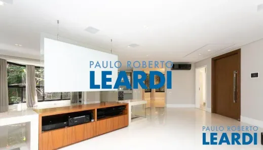 Apartamento com 4 Quartos à venda, 278m² no Vila Madalena, São Paulo