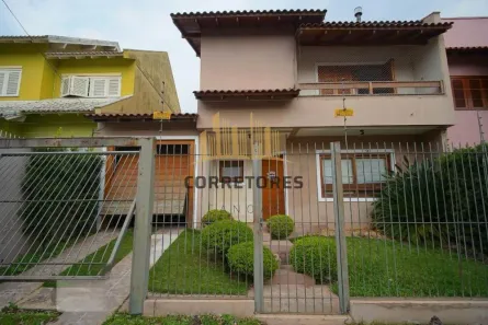 Sobrado com 3 Quartos à venda, 180m² no Estância Velha, Canoas