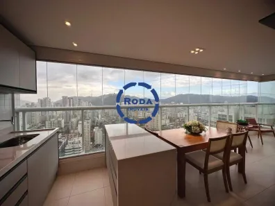 Apartamento com 3 Quartos à venda, 134m² no Gonzaga, Santos