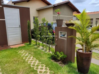 Casa de Condomínio com 2 Quartos à venda, 110m² no Vila Marli, Campo Grande
