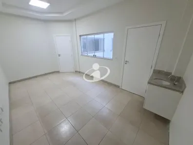 Sala Comercial para alugar, 12m² no Centro, Uberlândia
