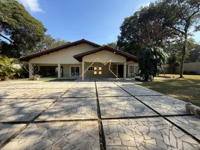 Fazenda/Sítio com 3 Quartos à venda, 800m² no Centro Industrial de Arujá, Arujá