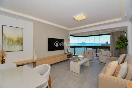 Apartamento com 3 Quartos à venda, 134m² no Agronômica, Florianópolis