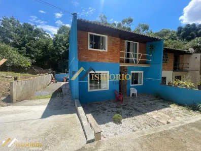 Casa de Condomínio com 3 Quartos à venda, 450m² no Barreirinha, Curitiba