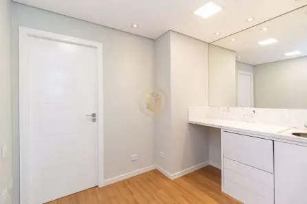 Sala Comercial à venda, 30m² no Centro, Curitiba