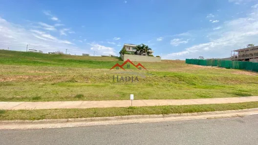 Lote/Terreno à venda, 700m² no Jardim Santa Teresa, Jundiaí