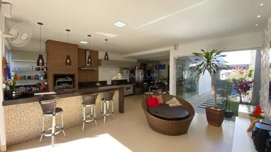 Casa com 3 Quartos à venda, 280m² no Aeroporto Sul, Araguari