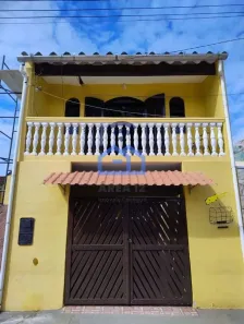 Sobrado com 3 Quartos à venda, 100m² no Poiares, Caraguatatuba