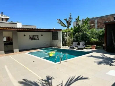 Casa de Condomínio com 3 Quartos à venda, 320m² no Loteamento Villa Branca, Jacareí