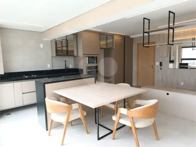 Apartamento com 2 Quartos à venda, 65m² no Ponta da Praia, Santos