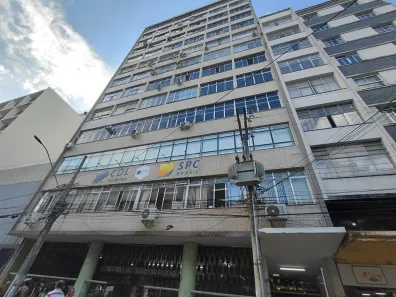 Sala Comercial para alugar, 27m² no Centro, Juiz de Fora