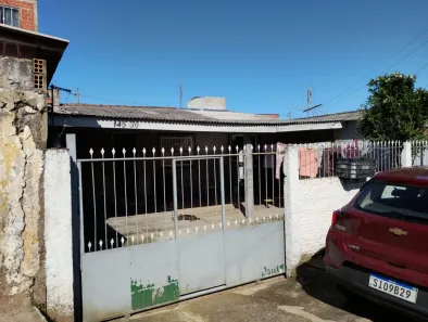 Casa com 2 Quartos à venda, 180m² no Guajuviras, Canoas