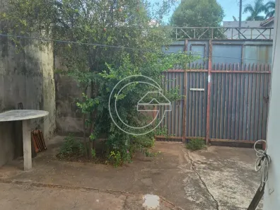Casa com 2 Quartos à venda, 160m² no Centro, Marília