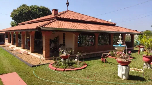 Fazenda/Sítio com 3 Quartos à venda, 450m² no Tropicália Park, Boituva