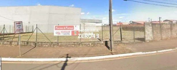à venda, 779m² no Centro, Cambé