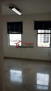 Sala Comercial à venda, 30m² no Jardim Bela Vista, Santo André