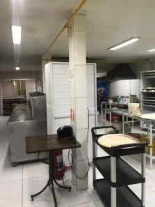 Ponto Comercial à venda, 700m² no Centro, Piraquara