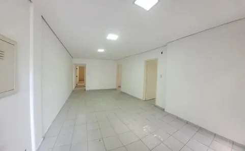 Imóvel Comercial com 4 Quartos à venda, 210m² no Água Branca, São Paulo