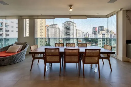 Apartamento com 3 Quartos para alugar, 234m² no Vila Nova Conceição, São Paulo