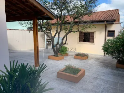 Casa com 2 Quartos à venda, 250m² no Bosque dos Eucaliptos, São José dos Campos