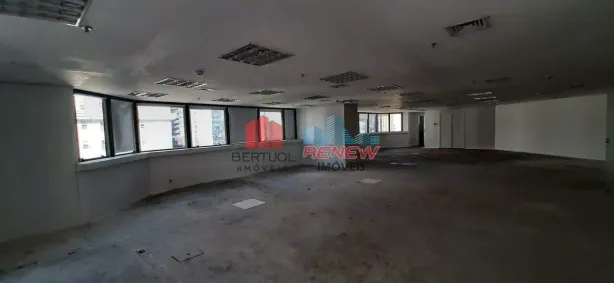 Sala Comercial para alugar, 196m² no Itaim Bibi, São Paulo
