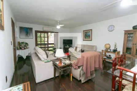 Casa com 3 Quartos à venda, 528m² no Jardim Botânico, Porto Alegre