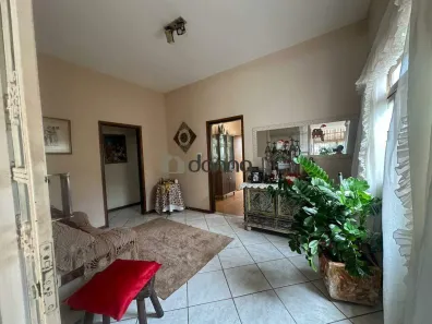 Casa com 3 Quartos à venda, 234m² no Vila Maria Helena, Uberaba