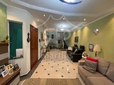 Sobrado com 4 Quartos à venda, 212m² no Vila Assunção, Santo André