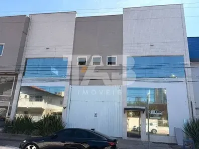 Ponto Comercial para alugar, 462m² no Vila Real, Balneário Camboriú
