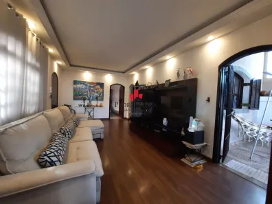 Sobrado com 3 Quartos à venda, 180m² no Vila Esperança, São Paulo