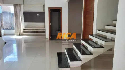 Casa com 3 Quartos à venda, 400m² no Ronaldo Aragão, Porto Velho