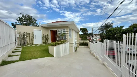 Casa com 3 Quartos à venda, 300m² no Bom Abrigo, Florianópolis
