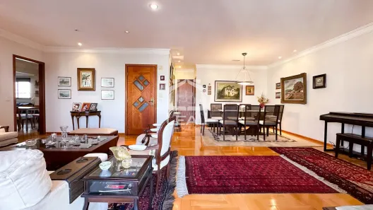Apartamento com 2 Quartos à venda, 226m² no Vila Suzana, São Paulo