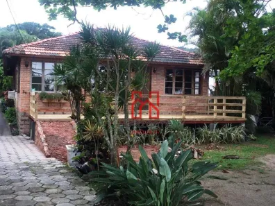Imóvel Comercial com 10 Quartos à venda, 500m² no Sambaqui, Florianópolis