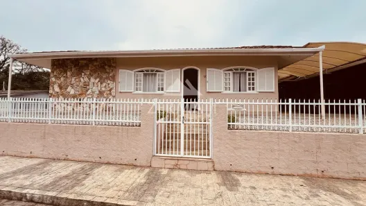 Casa com 3 Quartos para alugar, 138m² no Bela Vista, Gaspar