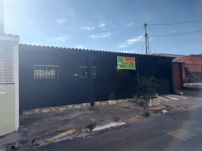 Casa com 3 Quartos à venda, 120m² no Recanto das Emas, Brasília