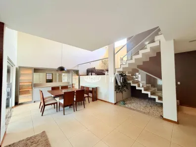 Casa de Condomínio com 3 Quartos à venda, 247m² no Esperança, Londrina