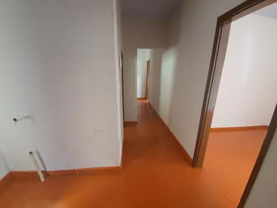 Casa com 2 Quartos para alugar, 49m² no Centro, Campo Grande
