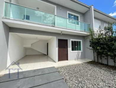 Casa com 3 Quartos à venda, 140m² no Espinheiros, Joinville