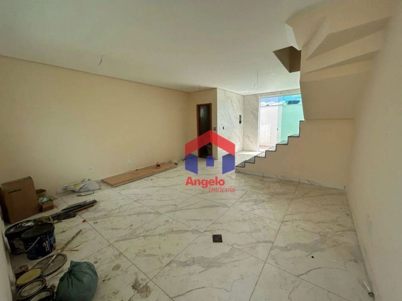 Casa com 3 quartos — Copacabana, Belo Horizonte