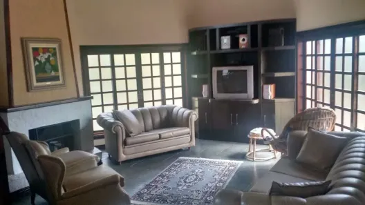 Casa de Condomínio com 4 Quartos à venda, 400m² no Ipelândia, Suzano
