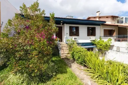 Casa com 3 Quartos à venda, 484m² no Cristal, Porto Alegre