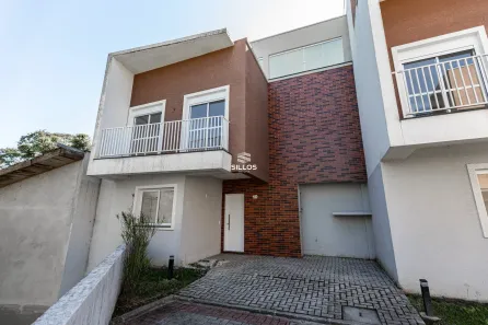 Sobrado com 3 Quartos à venda, 168m² no Campo Comprido, Curitiba