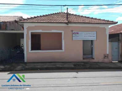 Casa com 3 Quartos para alugar, 190m² no Centro, Boituva