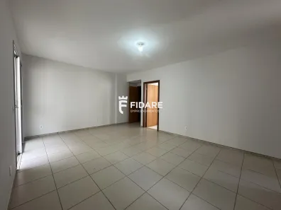 Apartamento com 2 Quartos para alugar, 80m² no Cidade Santa Maria, Montes Claros